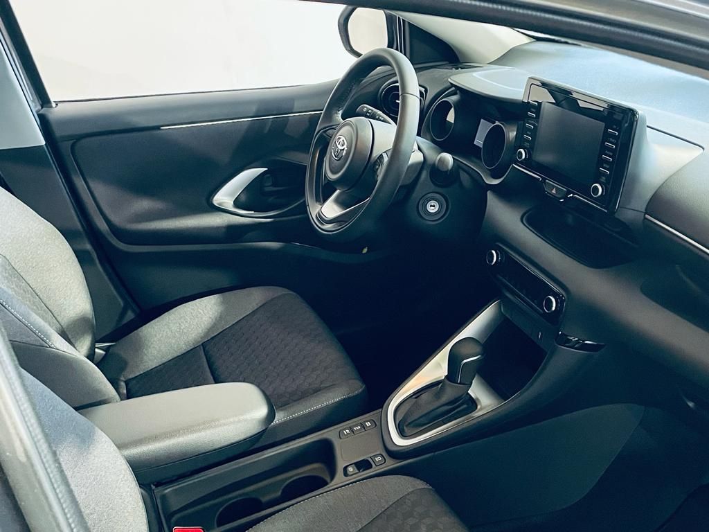 Toyota Yaris 1.5h Active