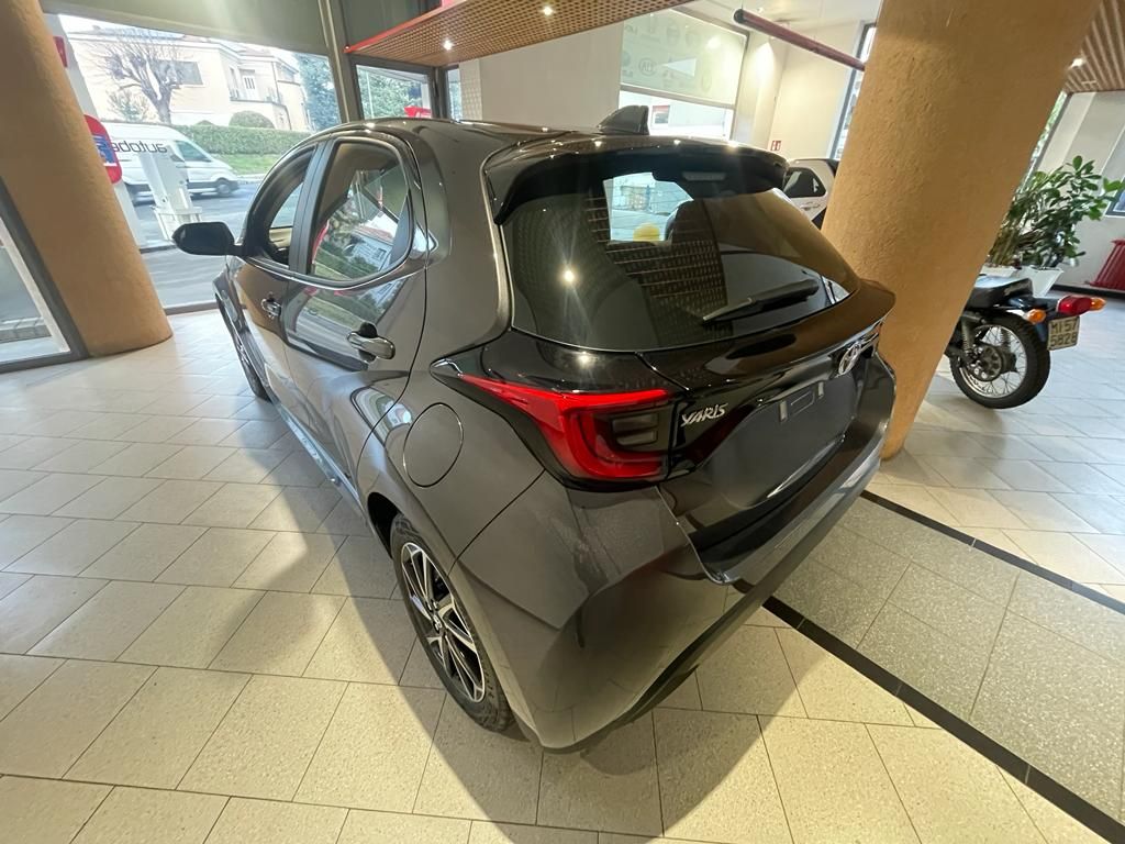 Toyota Yaris 1.5h Active
