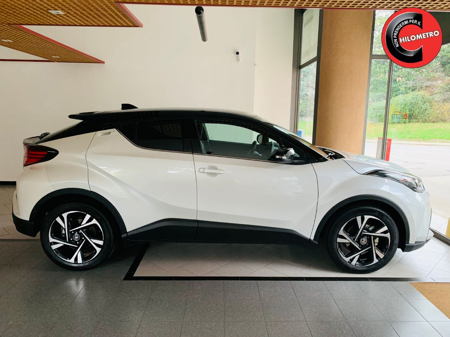 Toyota C-HR 2.0h Trend Km0