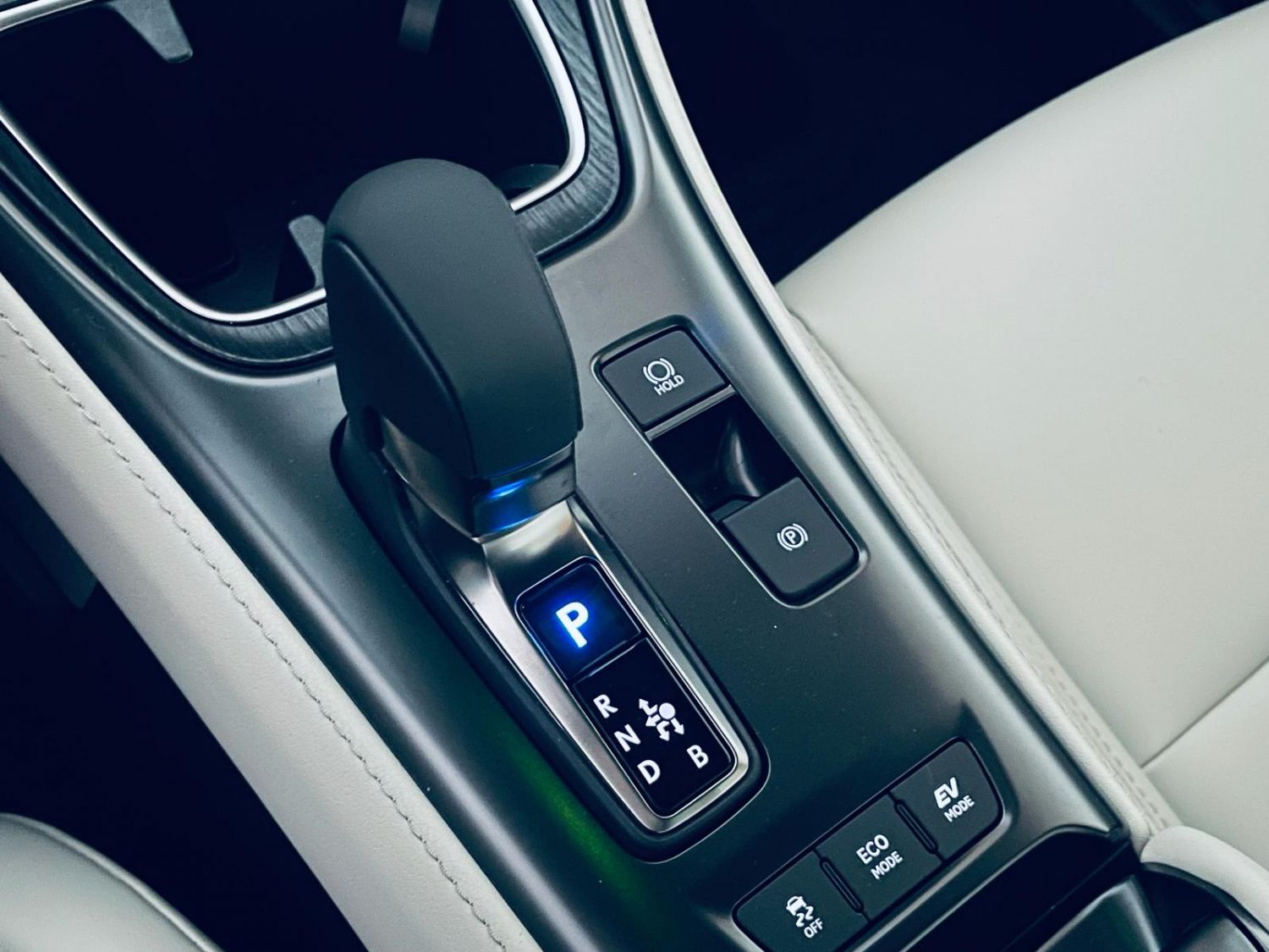 Lexus LBX 1.5 hybrid Elegant 2wd