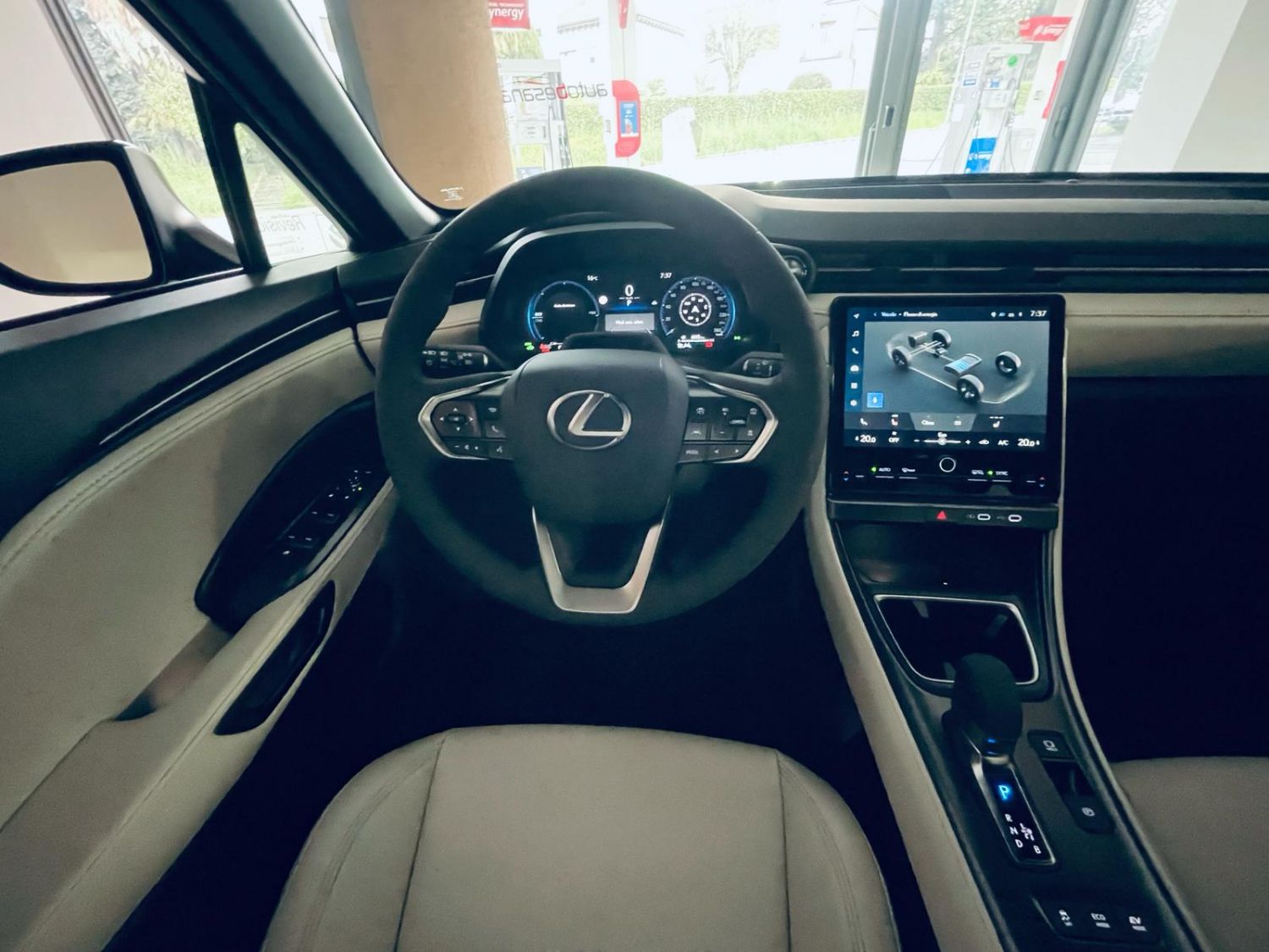 Lexus LBX 1.5 hybrid Elegant 2wd