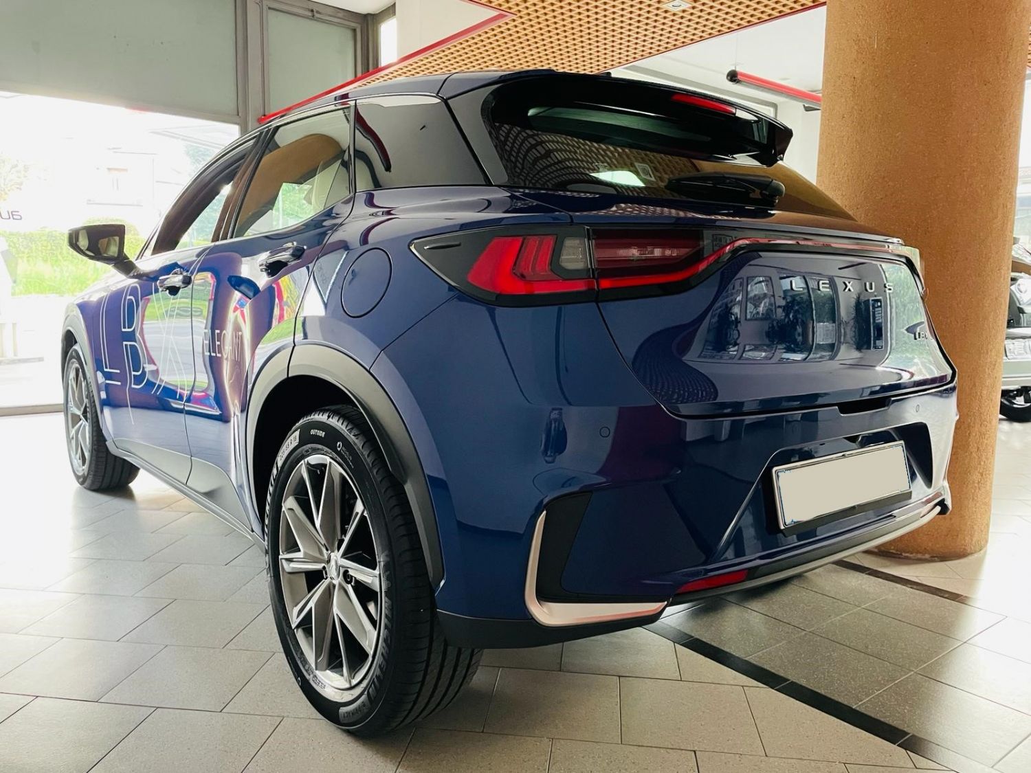 Lexus LBX 1.5 hybrid Elegant 2wd