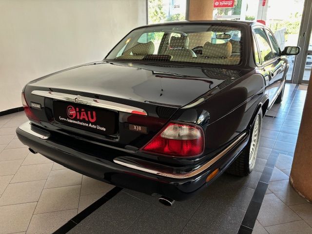 Jaguar XJ 3.2 Executive