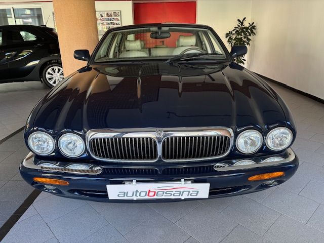 Jaguar XJ 3.2 Executive