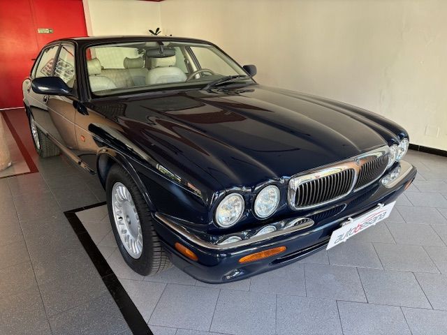 Jaguar XJ 3.2 Executive