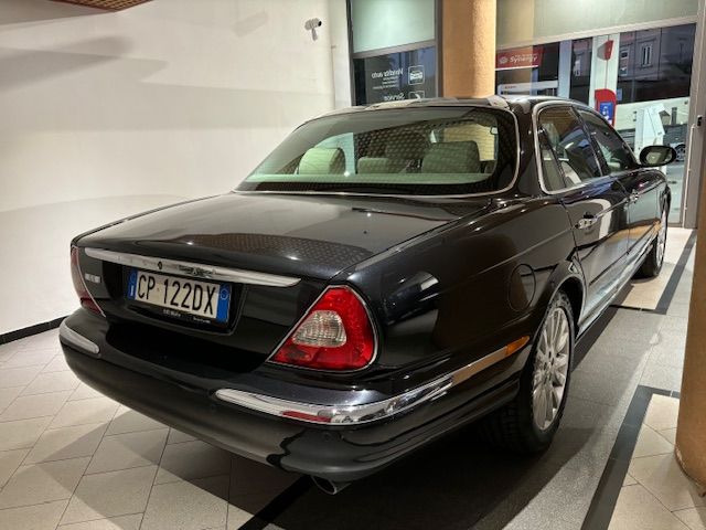 Jaguar XJ 3.5 V8 Executive
