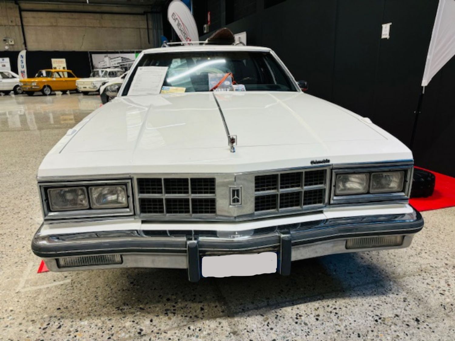 Oldsmobile Custom Cruiser 3B-P35