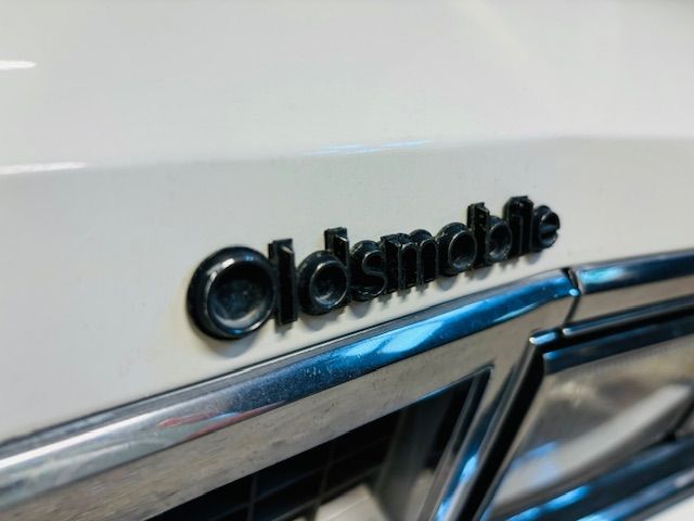 Oldsmobile Custom Cruiser 3B-P35
