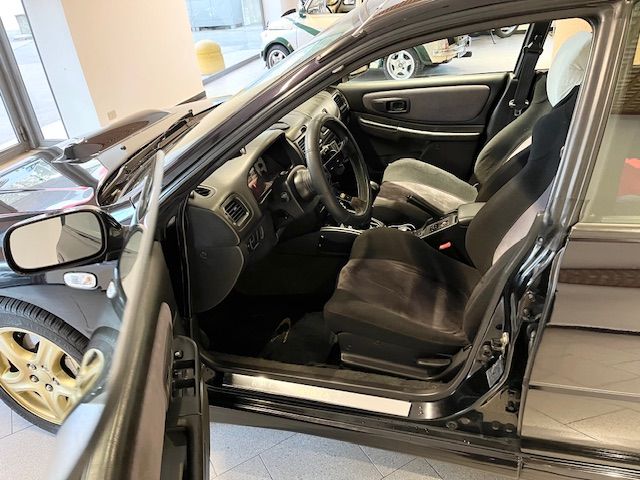 Subaru Impreza Berlina 2.0 turbo 4wd 211cv 4x4