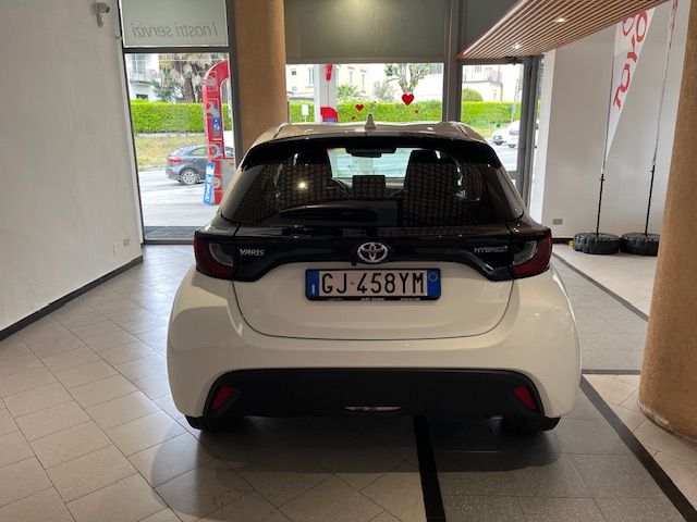 Toyota Yaris 1.5h Active