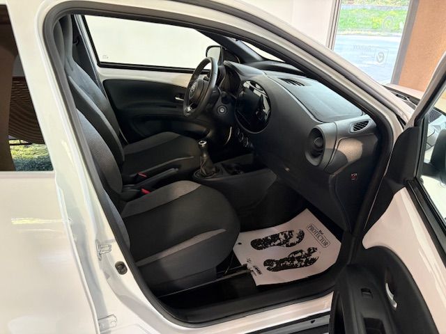 Toyota Aygo X 1.0 Active 72cv