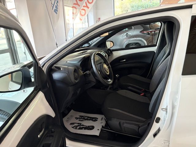 Toyota Aygo X 1.0 Active 72cv