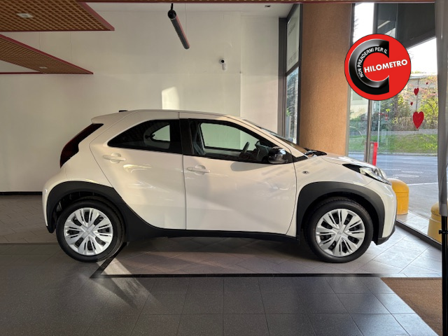 Toyota Aygo X 1.0 Active 72cv
