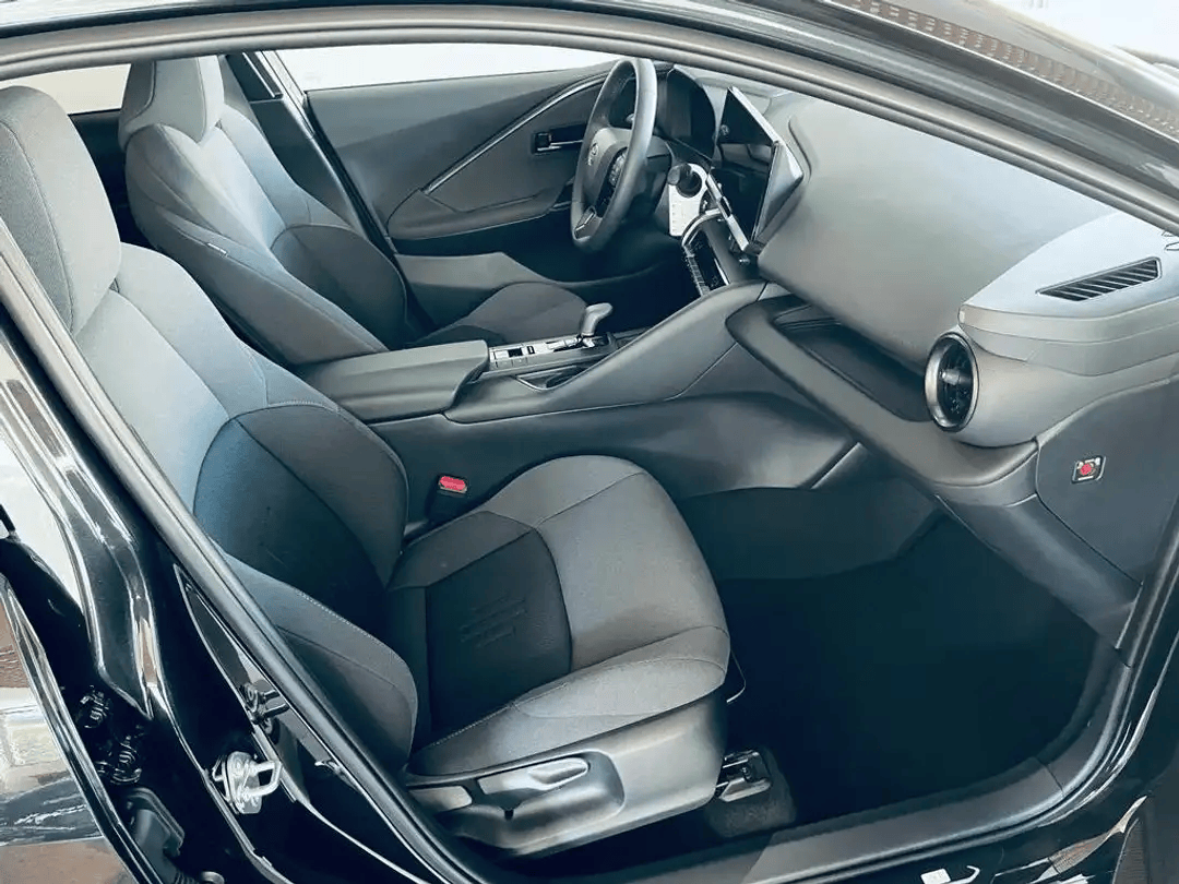 Toyota C-HR 1.8 hv Active fwd e-cvt