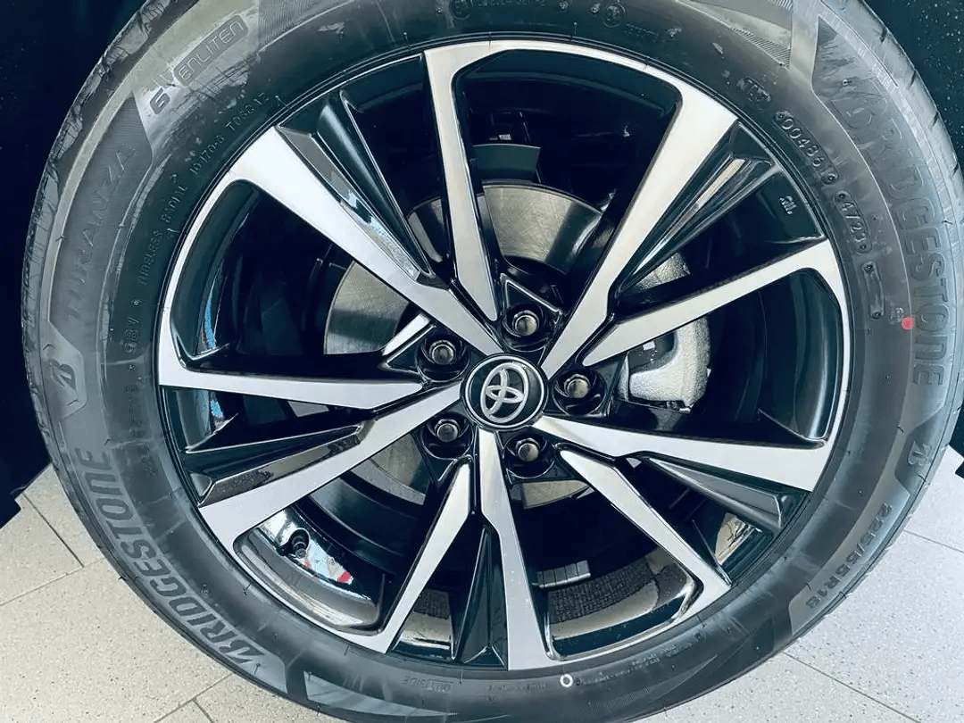 Toyota C-HR 1.8 hv Active fwd e-cvt