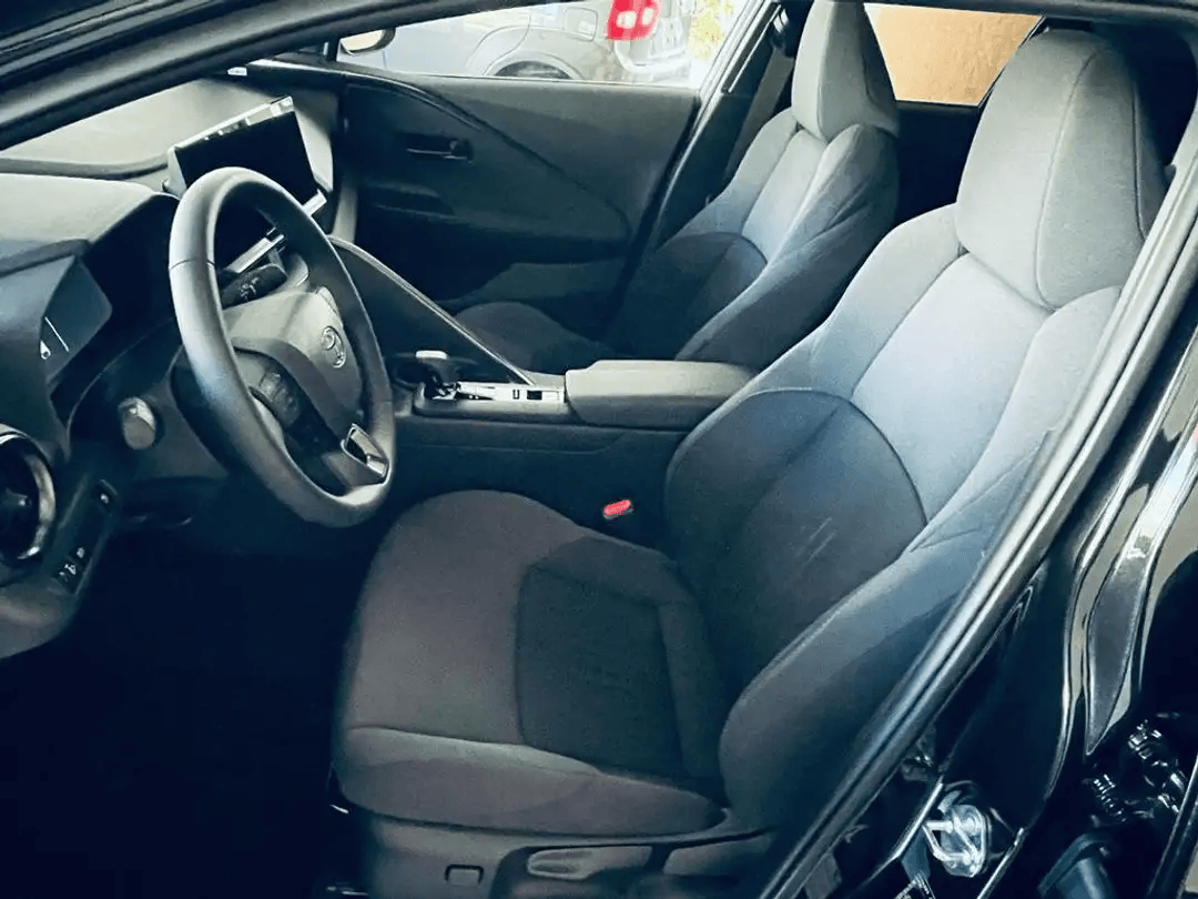 Toyota C-HR 1.8 hv Active fwd e-cvt