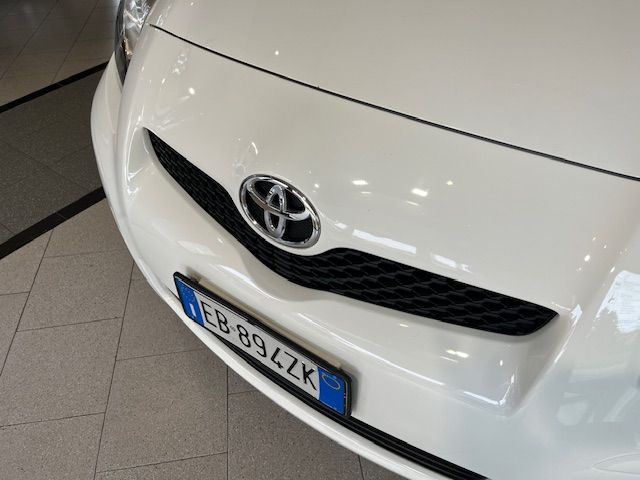 Toyota Yaris 5p 1.3 dual Sol