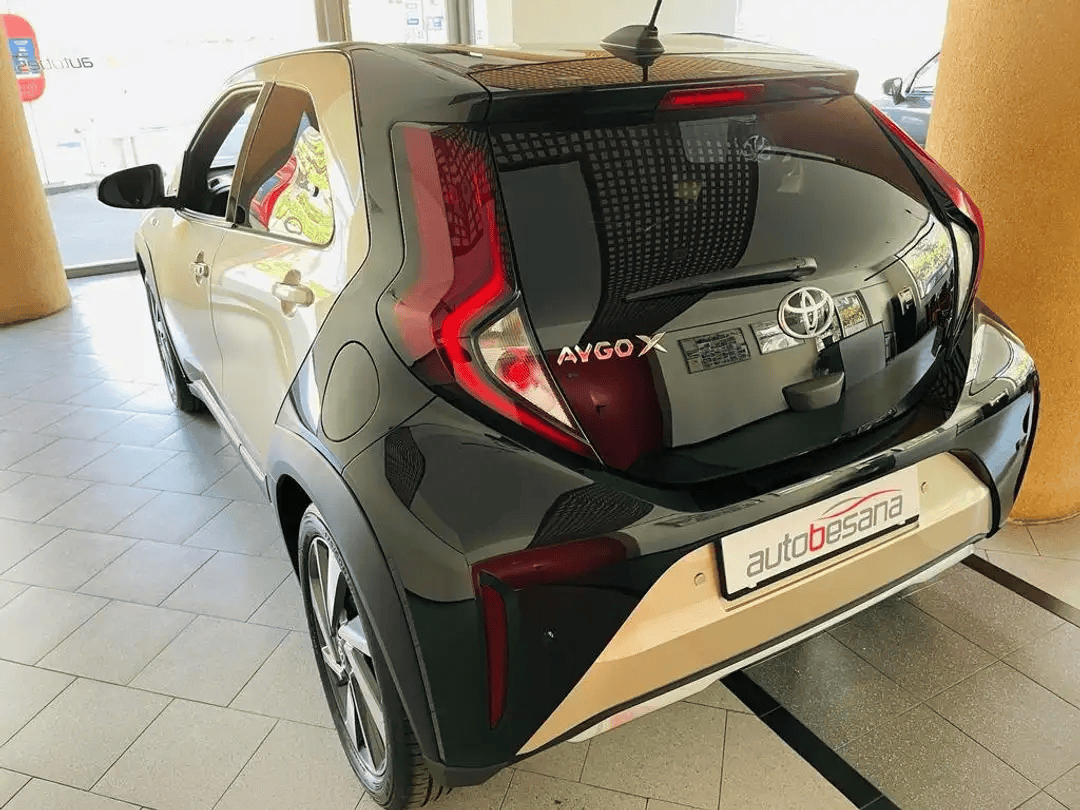 Toyota Aygo X X 1.0 72cv