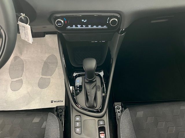 Toyota Yaris 1.5 Hybrid TREND