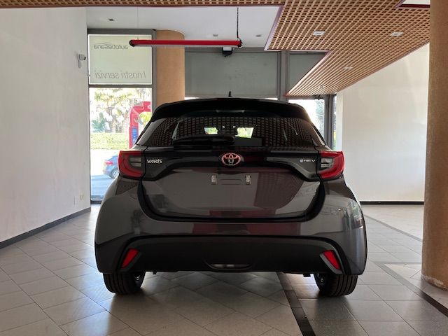Toyota Yaris 1.5 Hybrid TREND