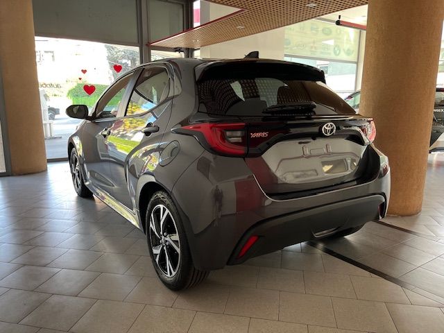 Toyota Yaris 1.5 Hybrid TREND
