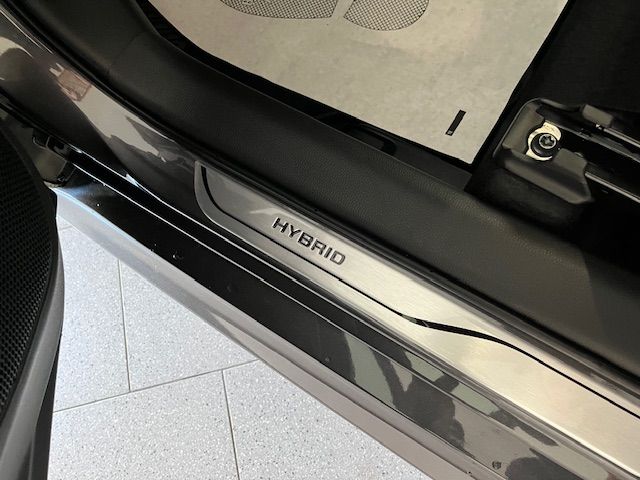 Toyota Yaris 1.5 Hybrid TREND