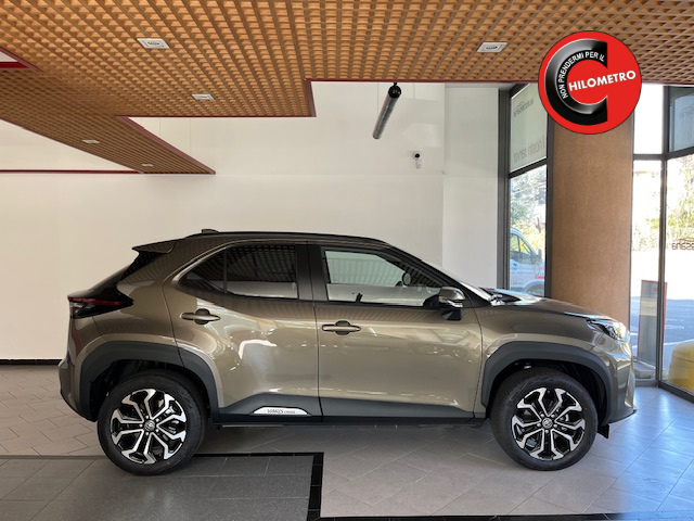 Toyota Yaris Cross 1.5 Hybrid 130cv e-cvt TREND