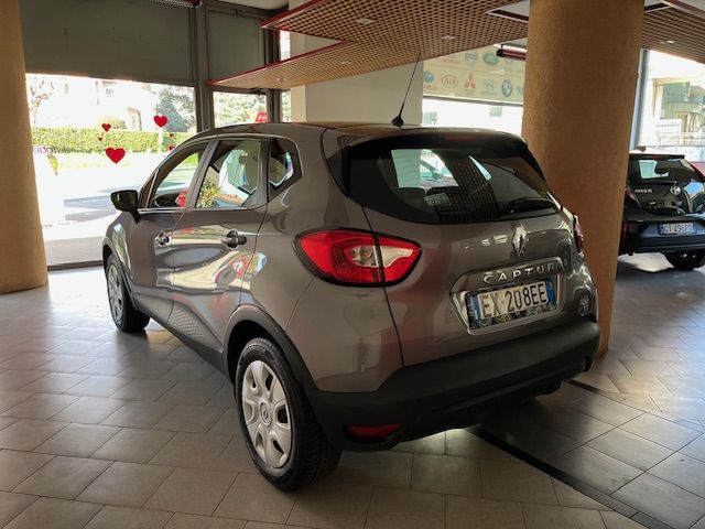 Renault Captur 0.9 tce Wave s
