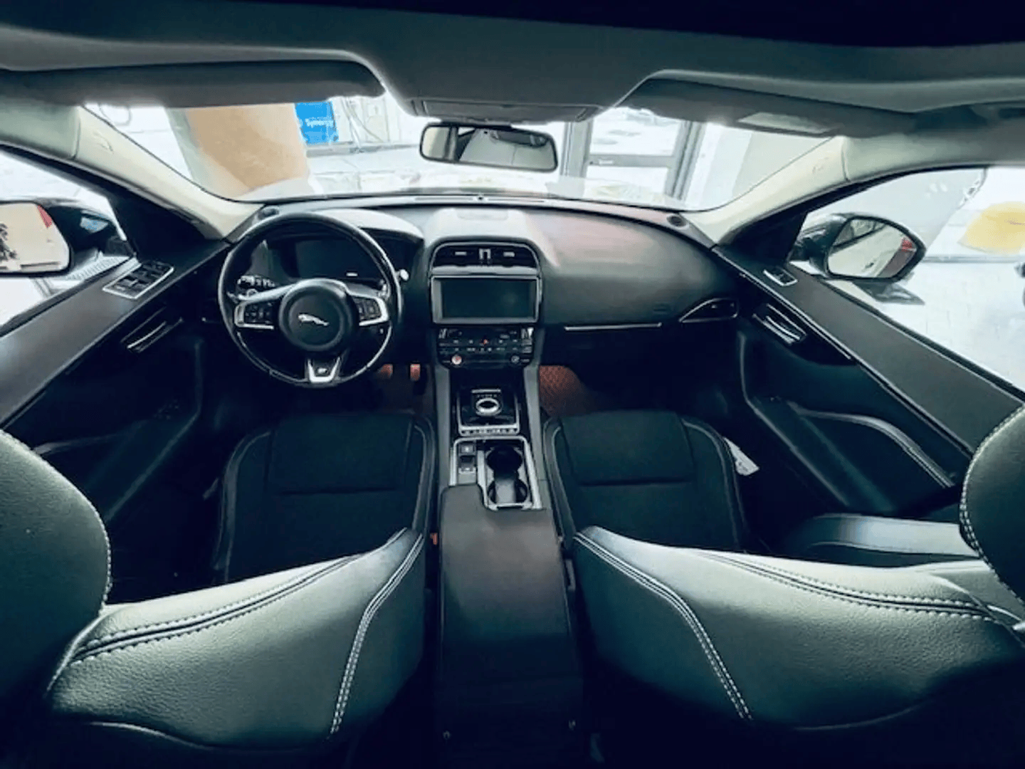 Jaguar F-Pace 2.0d i4 R-Sport awd 240cv auto my18