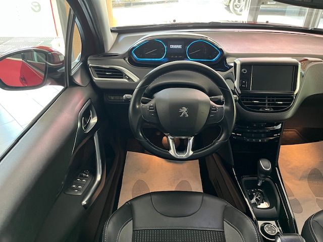 Peugeot 2008 1.2 puretech t Allure Eat 6