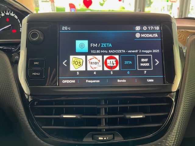 Peugeot 2008 1.2 puretech t Allure Eat 6