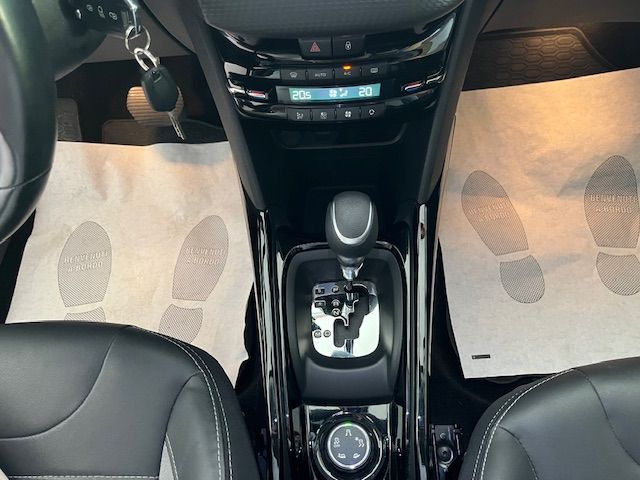 Peugeot 2008 1.2 puretech t Allure Eat 6