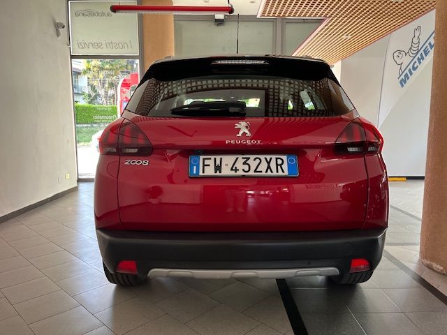 Peugeot 2008 1.2 puretech t Allure Eat 6